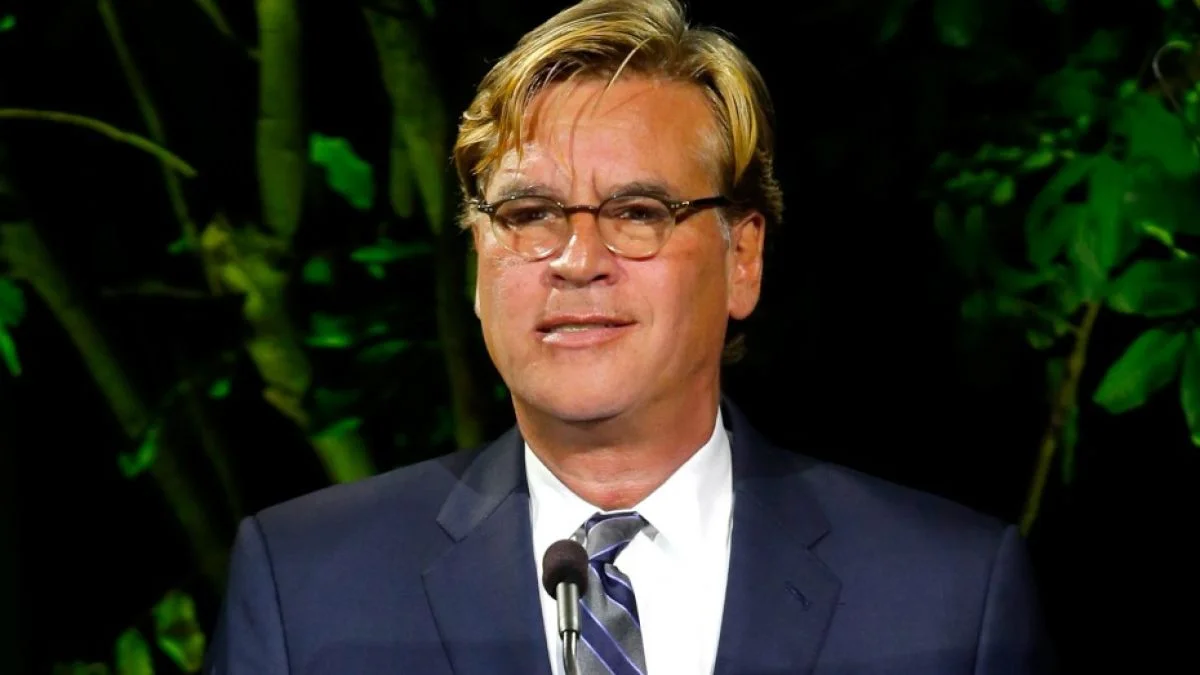 Episodio 11 del Podcast «No Pasa Nada»: En una selva de Guyana con Aaron Sorkin