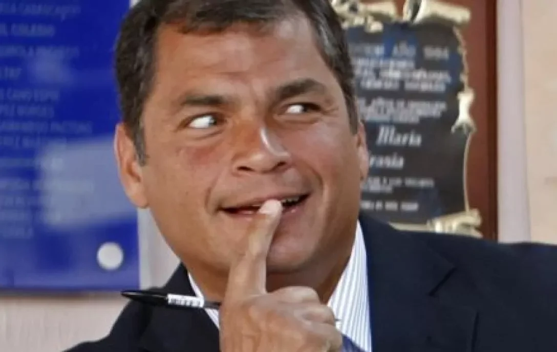 Rafael Correa Vs. los Trolls de Internet