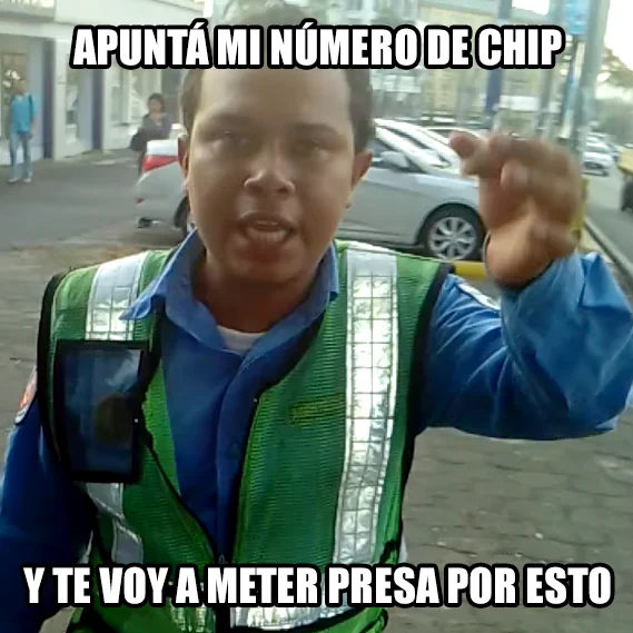Así va el caso (y los memes) del Policía Agresor