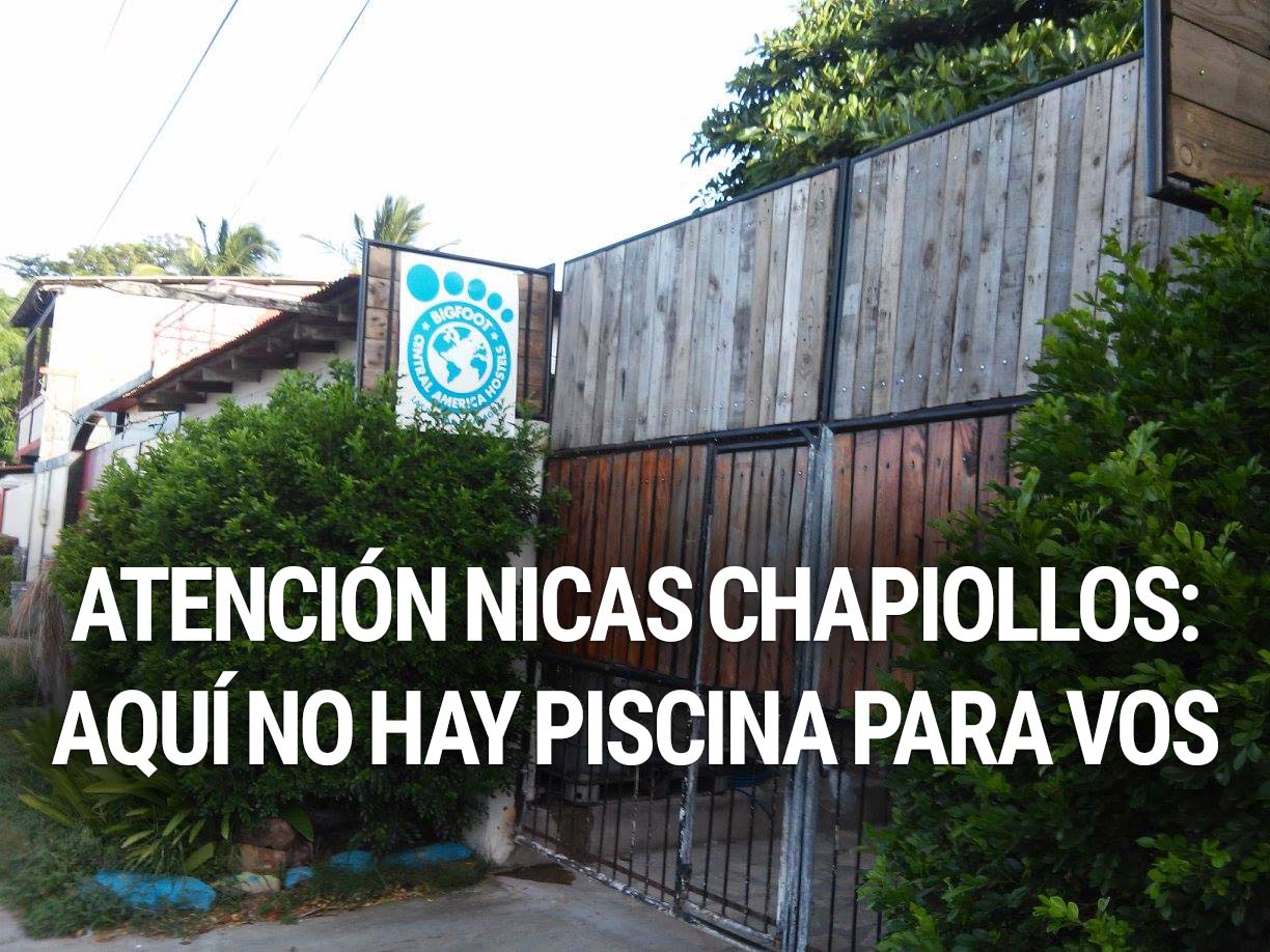 Atención Nicas Chapiollos: No prestamos la piscina