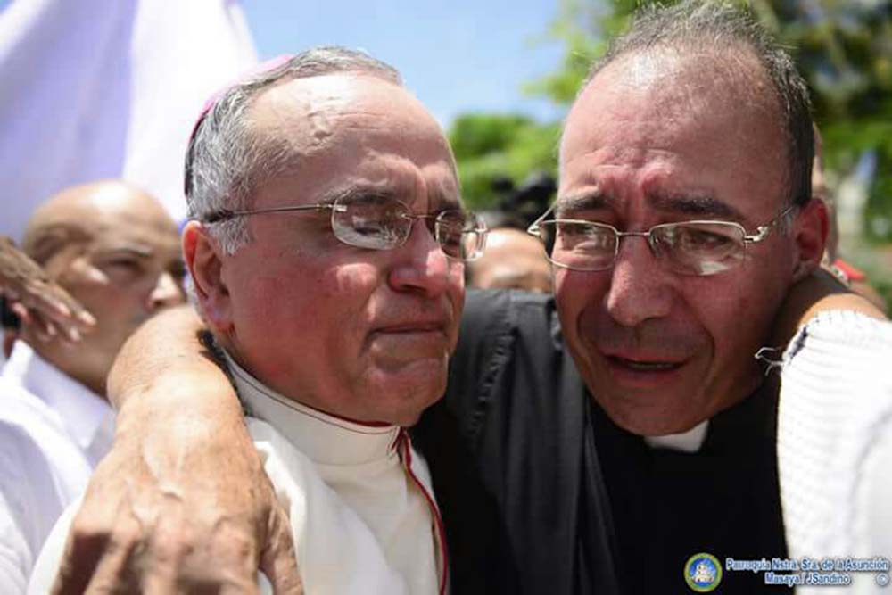 Los Obispos hacen un Repliegue x2 en Masaya y Daniel Ortega sufre ataque de envidia