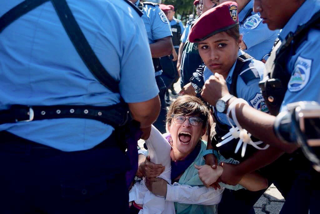 Masacrín, San Romero te tiene un mensaje. Yo de vos lo escucho con mucha atención