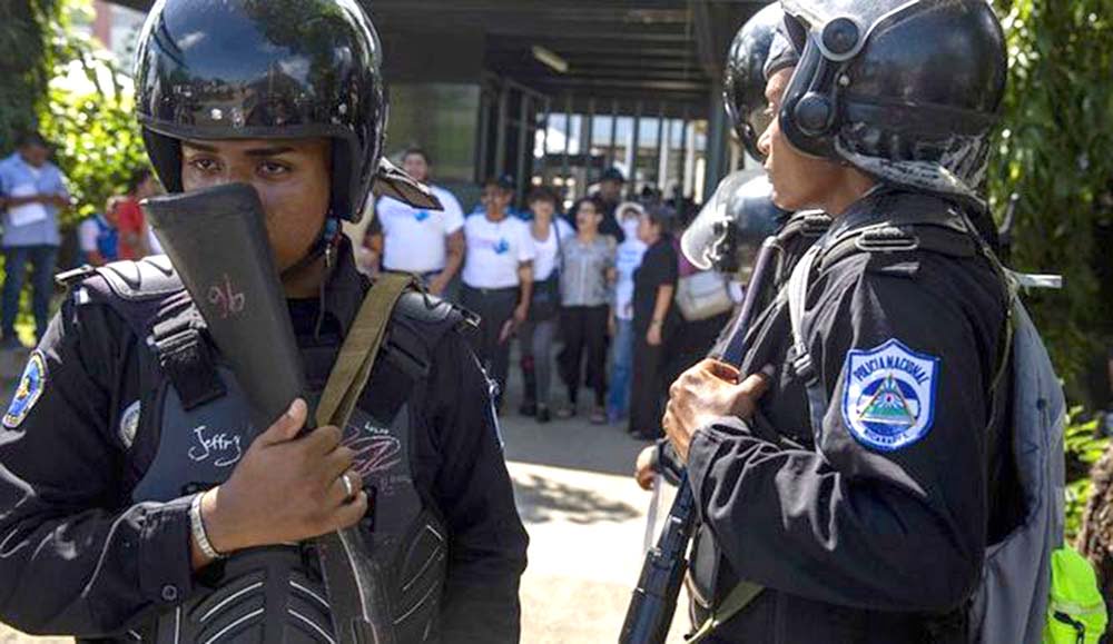 Bacanalnica investiga ¿Qué hay en la mente de un policía sandinista?