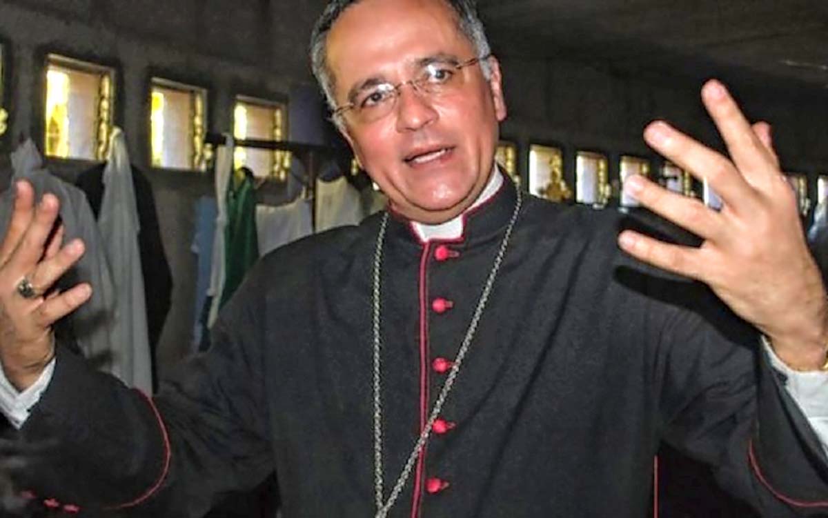 La verdadera razón por la que el Papa Francisco se lleva al padrecito Silvio Báez al Vaticano