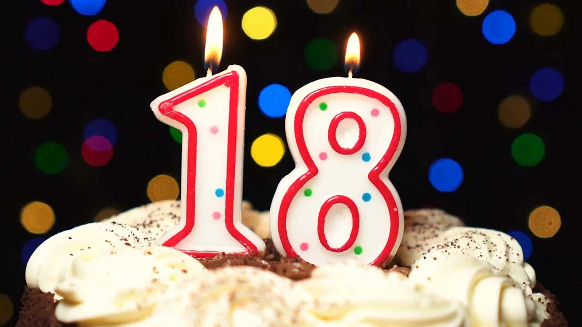 Bacanalnica cumple 18 años, este es su regalo sorpresa (no le digan)