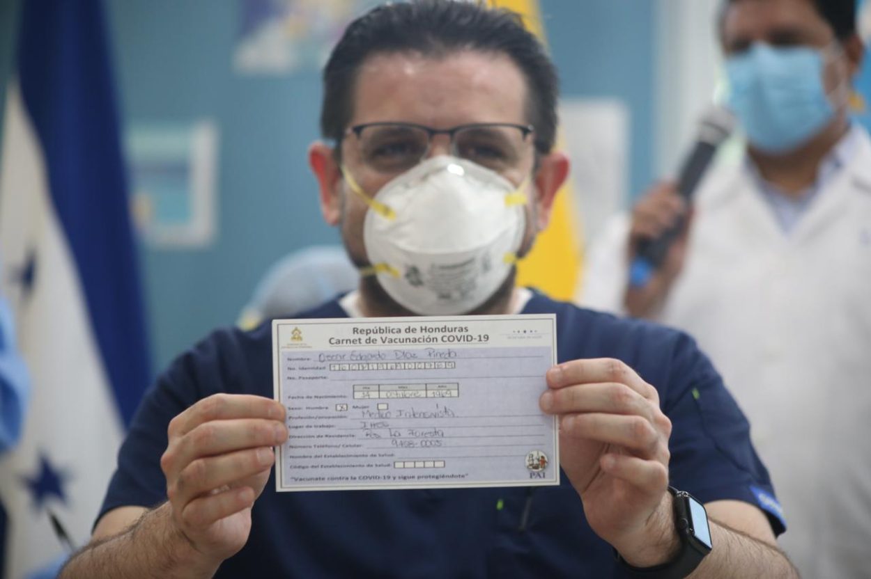 Nicaragua prefiere vacunarse en Honduras (porque fuchi las vacunas rusas y cubanas)