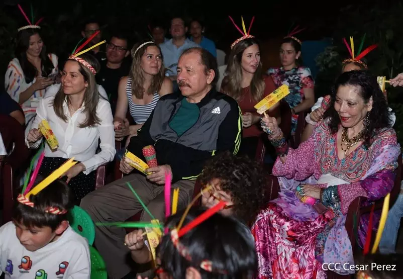 ¡Milagro de la Virgen! Reapareció Daniel Ortega (más o menos)