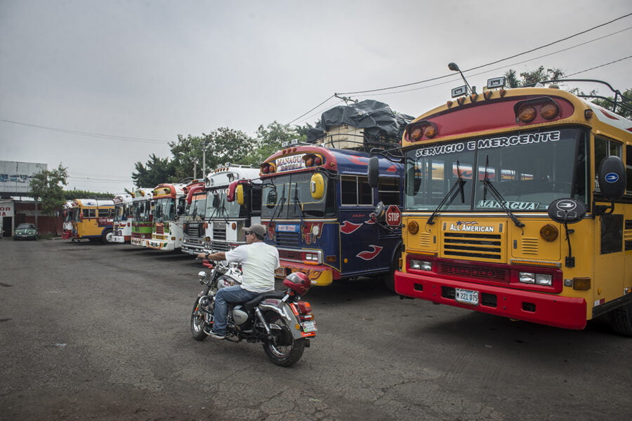 ¿Cuántos buses llenos salen a diario huyendo de Nicaragua por culpa de Daniel Ortega? (datos migratorios del 2022)
