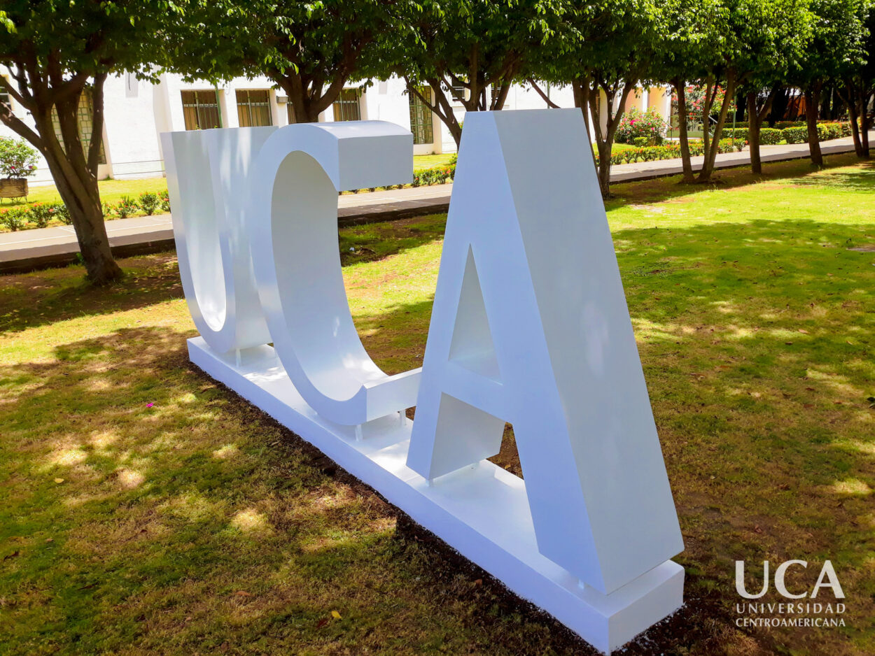 El argumento legal que salvaría a la UCA de ser piñateada por Daniel Ortega (pero no en Nicaragua)
