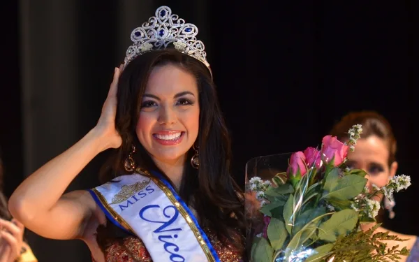 Miss Nicaragua 2012: Farah Eslaquit