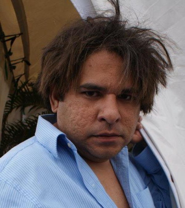 JR aclara que no golpeó a su Ex esposa
